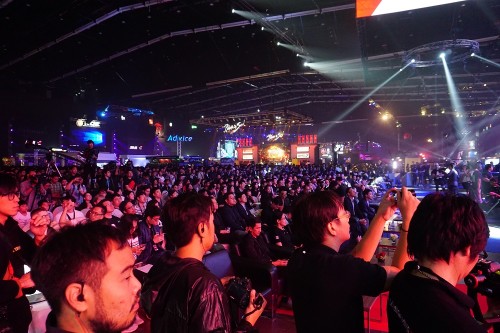 Garena World
