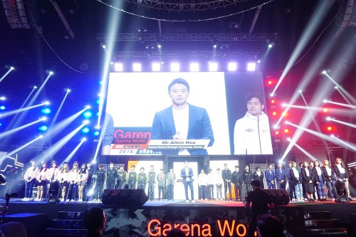Garena World