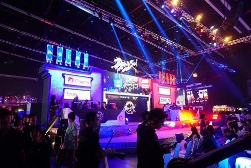 Garena World