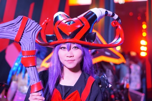 Garena World