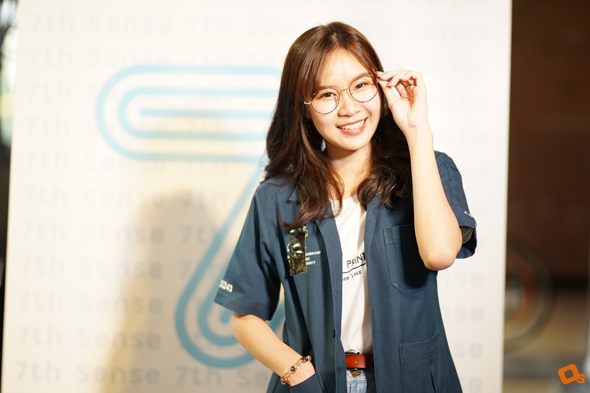 7th Sense x CM Cafe