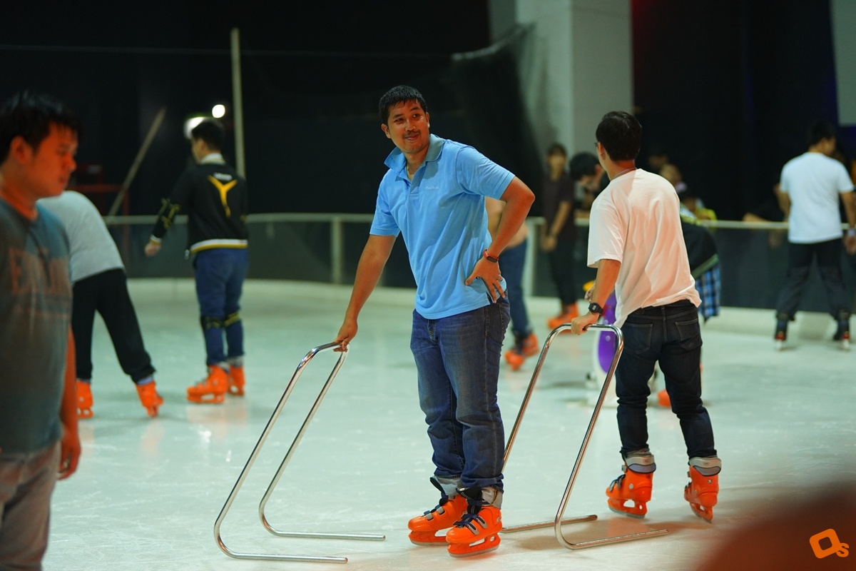 Idol on Ice