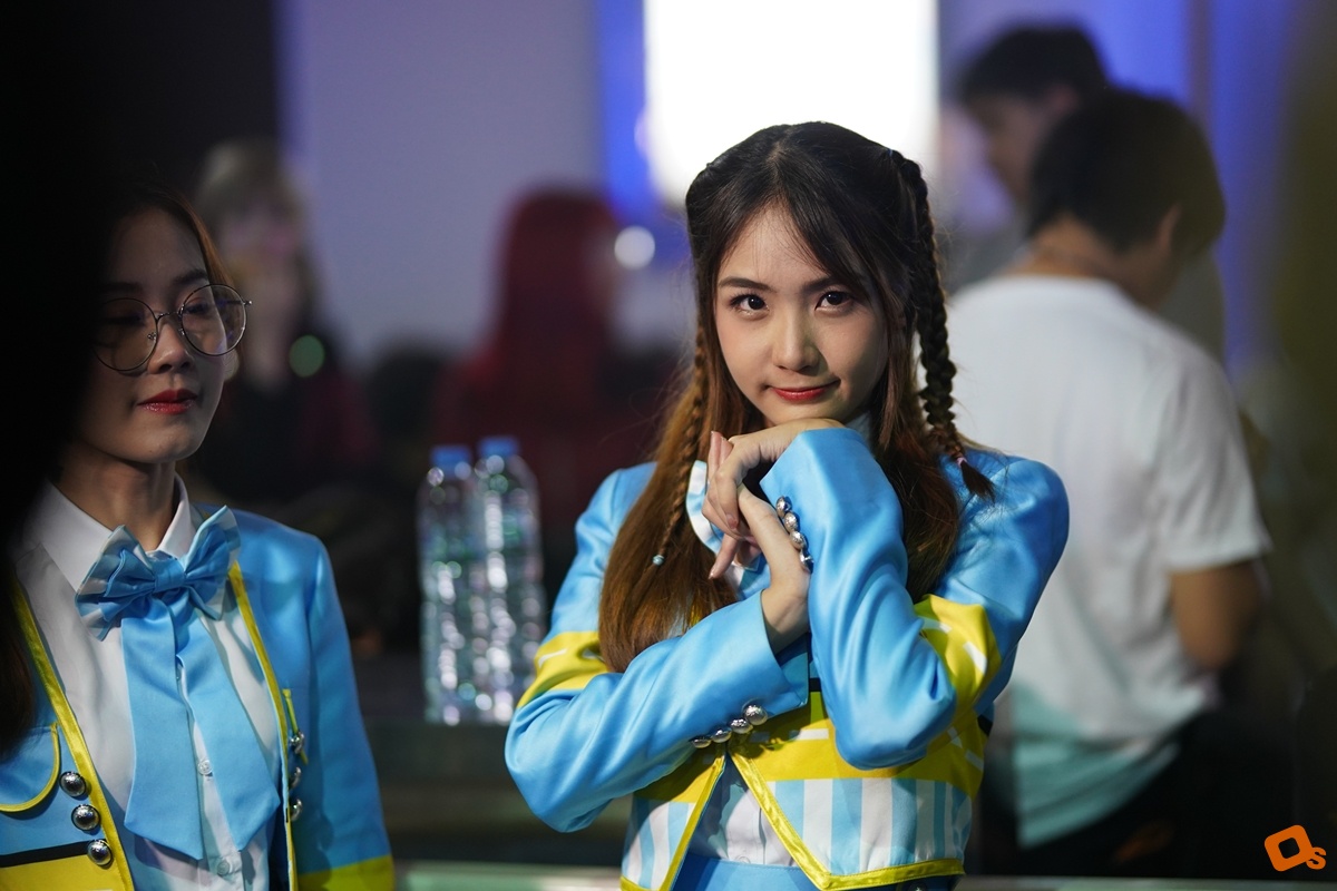 Idol on Ice