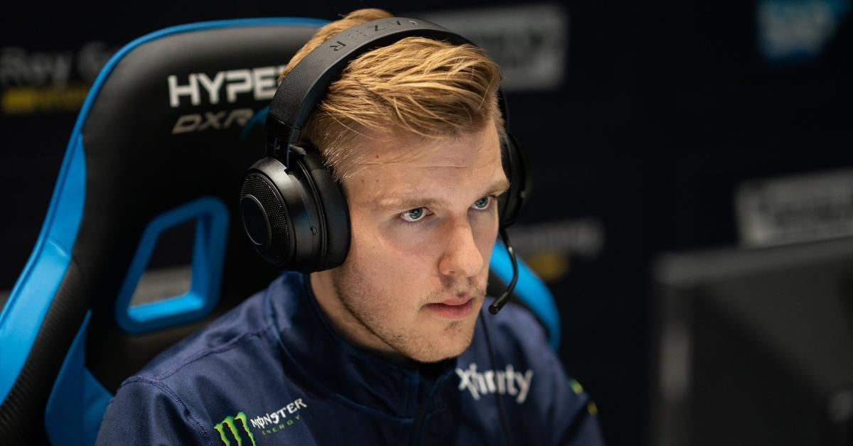 Cr1t จากทีม Evil Geniuses Dota 2 ทำสถิติขึ้น 11,000 MMR แล้ว
