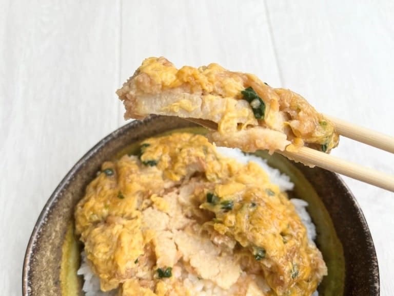 katsudon japanese food
