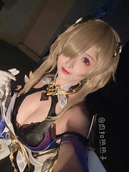 Rioko凉凉子