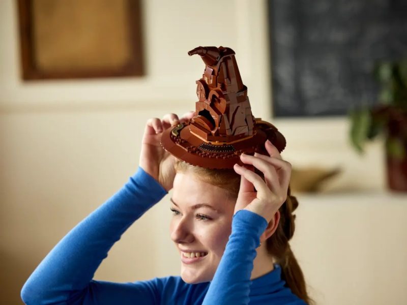 LEGO Harry Potter Talking Sorting Hat