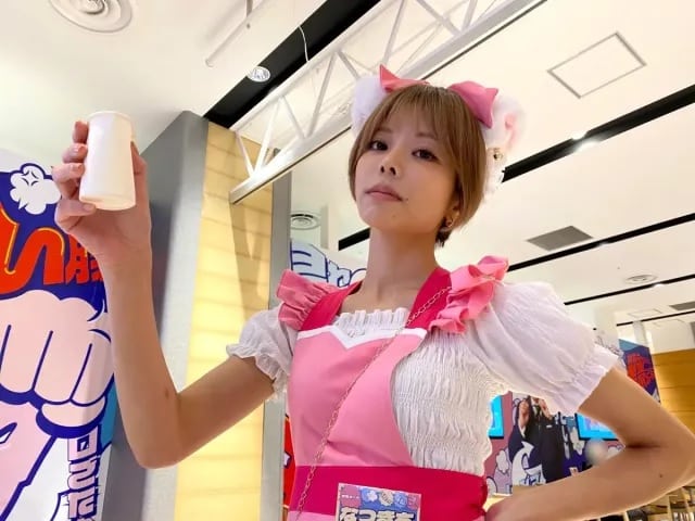 บาโตะ คาเฟ่ โอโมเคะนาชิ (罵倒カフェ おもけなし)