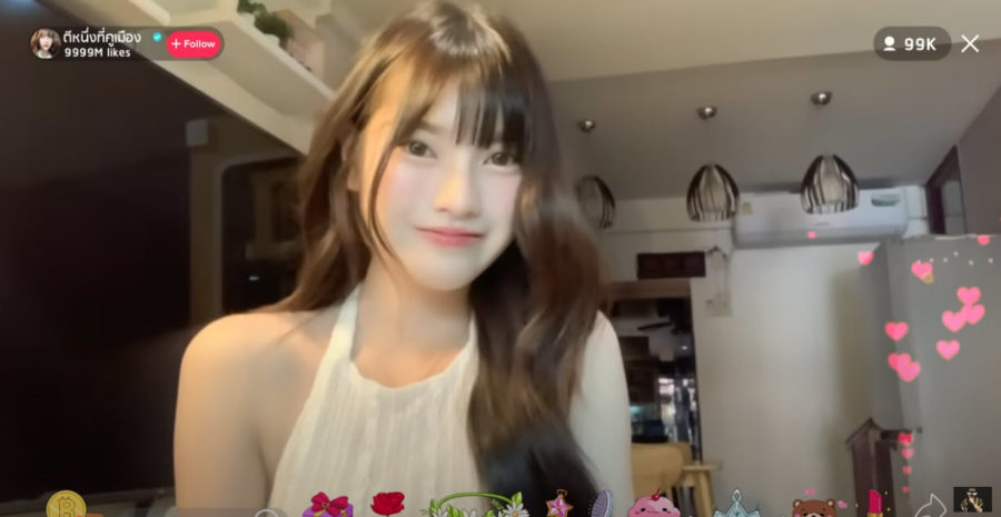 น้องพั้นรักแมว